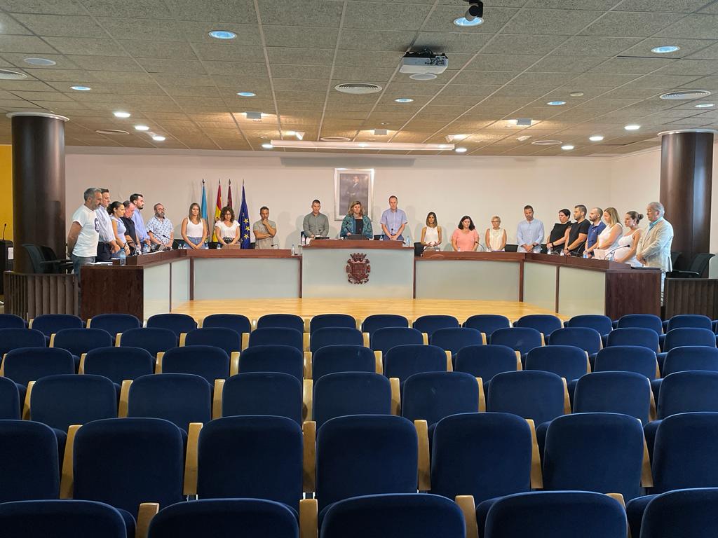 El Pleno Municipal de San Javier guarda un minuto de silencio por el fallecimiento de Miguel Gallego, cronista Oficial de la Villa de San Javier